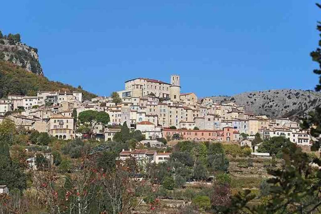 Studio neuf et agréable, Le Bar-sur-Loup Extérieur photo