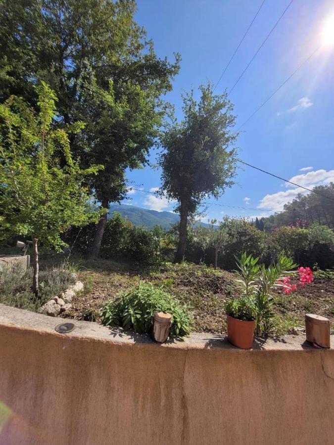 Studio neuf et agréable, Le Bar-sur-Loup Extérieur photo