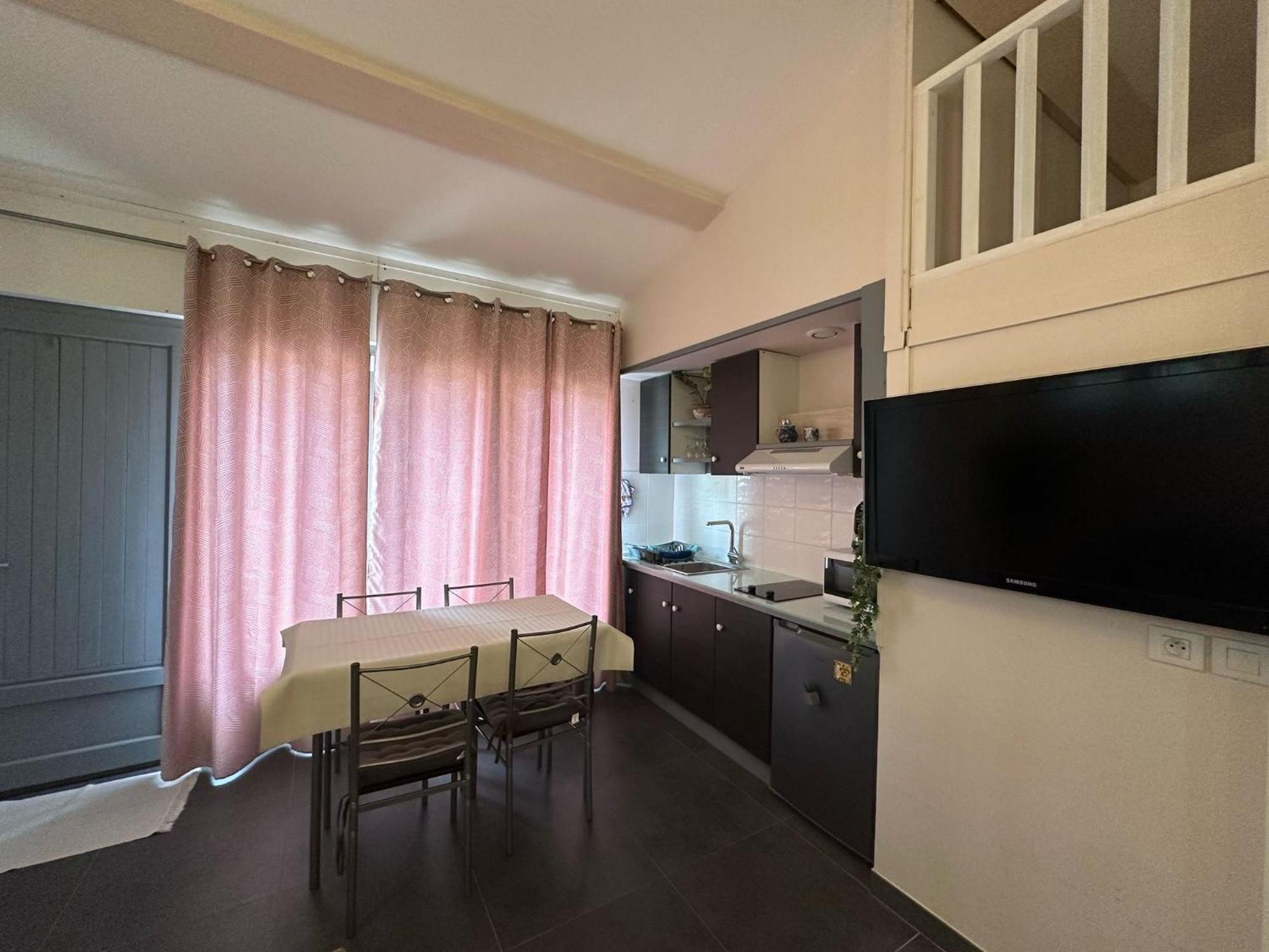 Studio neuf et agréable, Le Bar-sur-Loup Extérieur photo