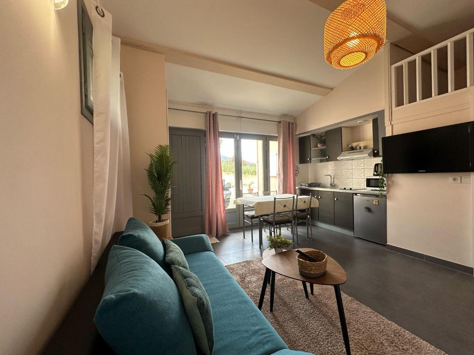 Studio neuf et agréable, Le Bar-sur-Loup Extérieur photo